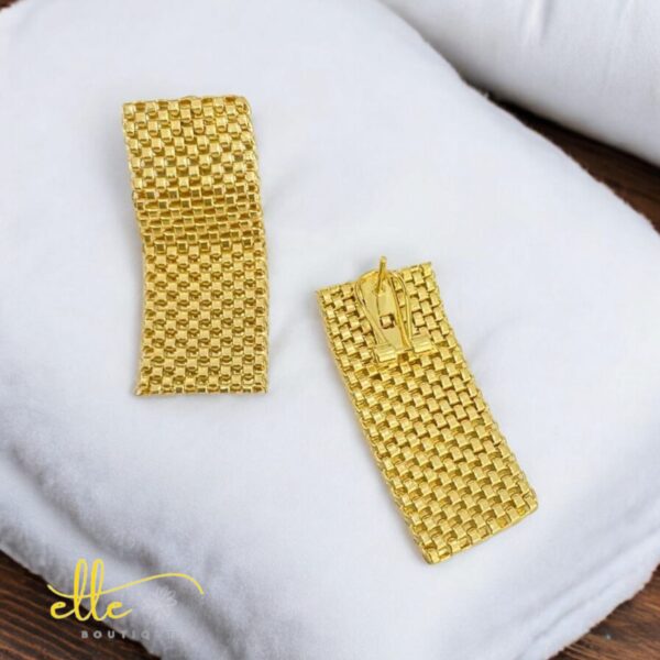 Dangle Earrings