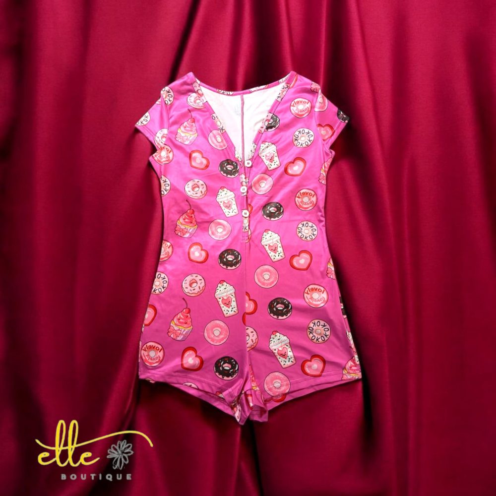 SHEIN Women's Cute Cake Print Pajamas - Image 6