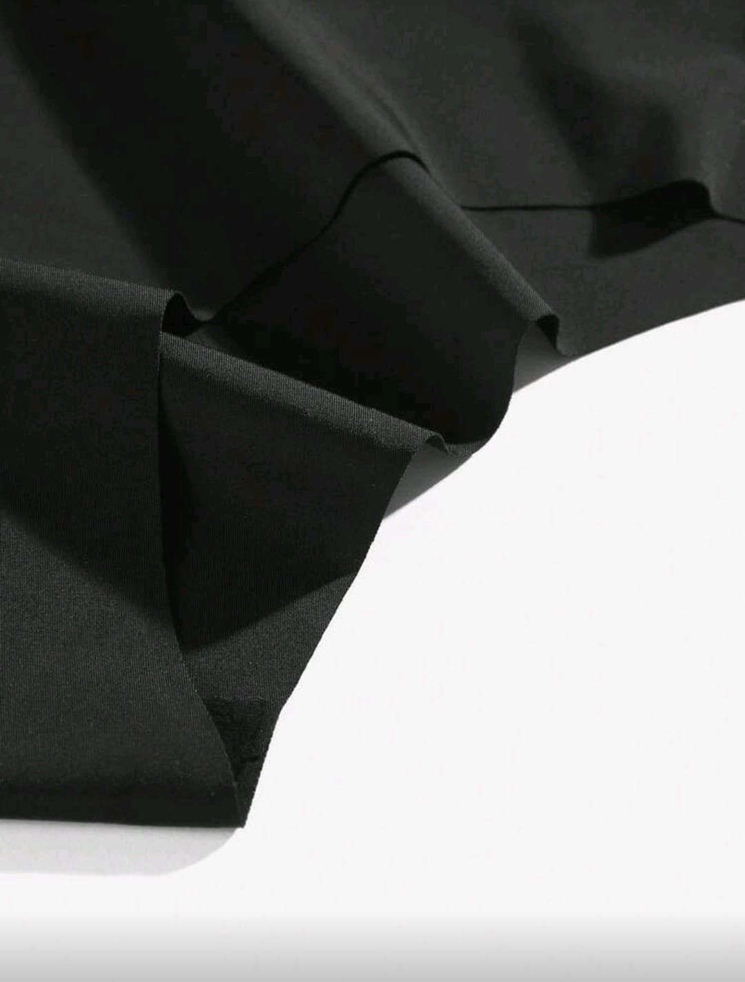 A modern and seductive panty featuring a comfortable seamless construction for invisibility under clothing. Enhanced with two sleek, crisscrossing straps at the waist/hips for an eye-catching, unique silhouette.