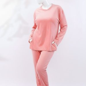 Embrace cozy comfort in this two-piece loungewear set designed for plus sizes. Made from premium imported double-sided velvet, this set features a plush, long-sleeve top and matching full-length pants, offering supreme softness and a comfortable fit for relaxing at home.